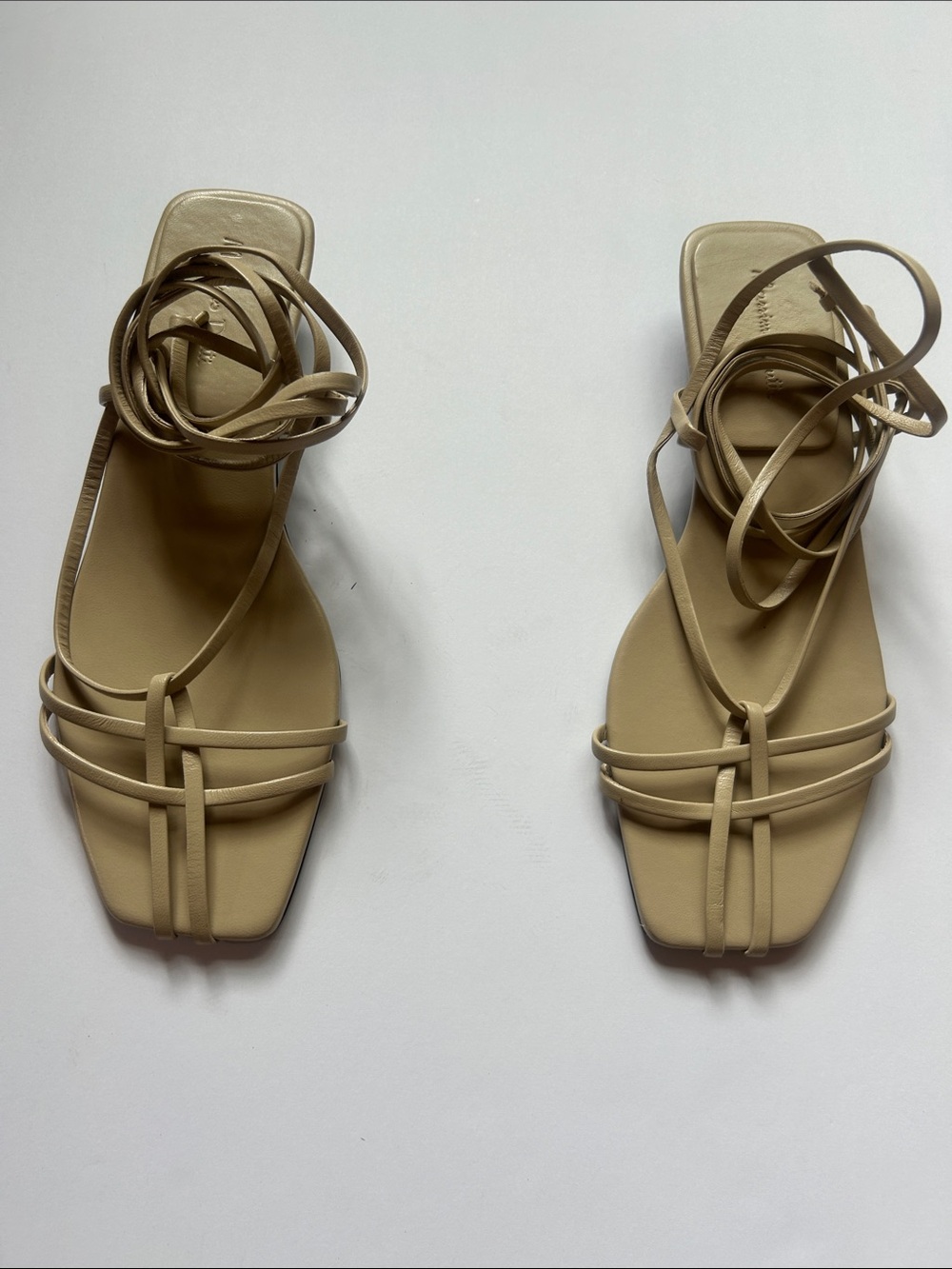 Massimo Dutti Ecru Leather Wrap Ankle Sandals Size 38 (7.5-8)